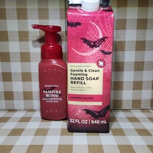 Bath & Body Works Vampire Blood Foaming Hand & Soap Refill - Red & Black